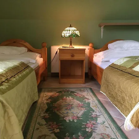 Feher Hattyu Panzio 4* Orosháza