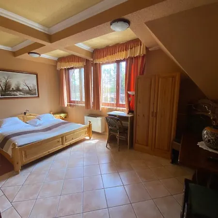 Fehér Hattyú Panzió Orosháza