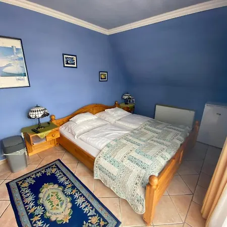 Bed & Breakfast Feher Hattyu Panzio
