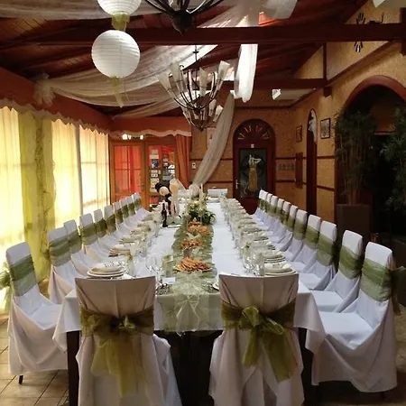 Bed & Breakfast Feher Hattyu Panzio Orosháza