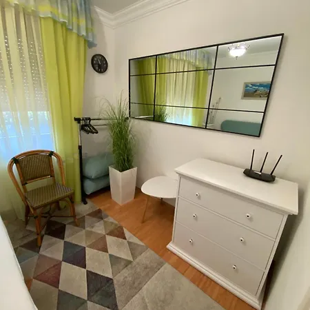 Bed & Breakfast Feher Hattyu Panzio Oroshaza