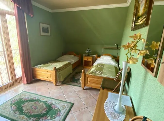 Feher Hattyu Panzio 4*