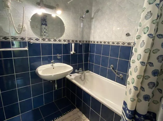 Feher Hattyu Panzio Nocleg ze śniadaniem 4*