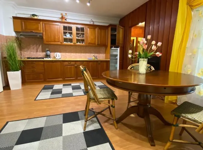 Feher Hattyu Panzio Orosháza