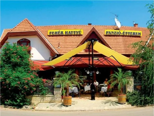 Feher Hattyu Panzio Orosháza