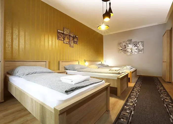 Feher Hattyu Panzio לינה וארוחת בוקר